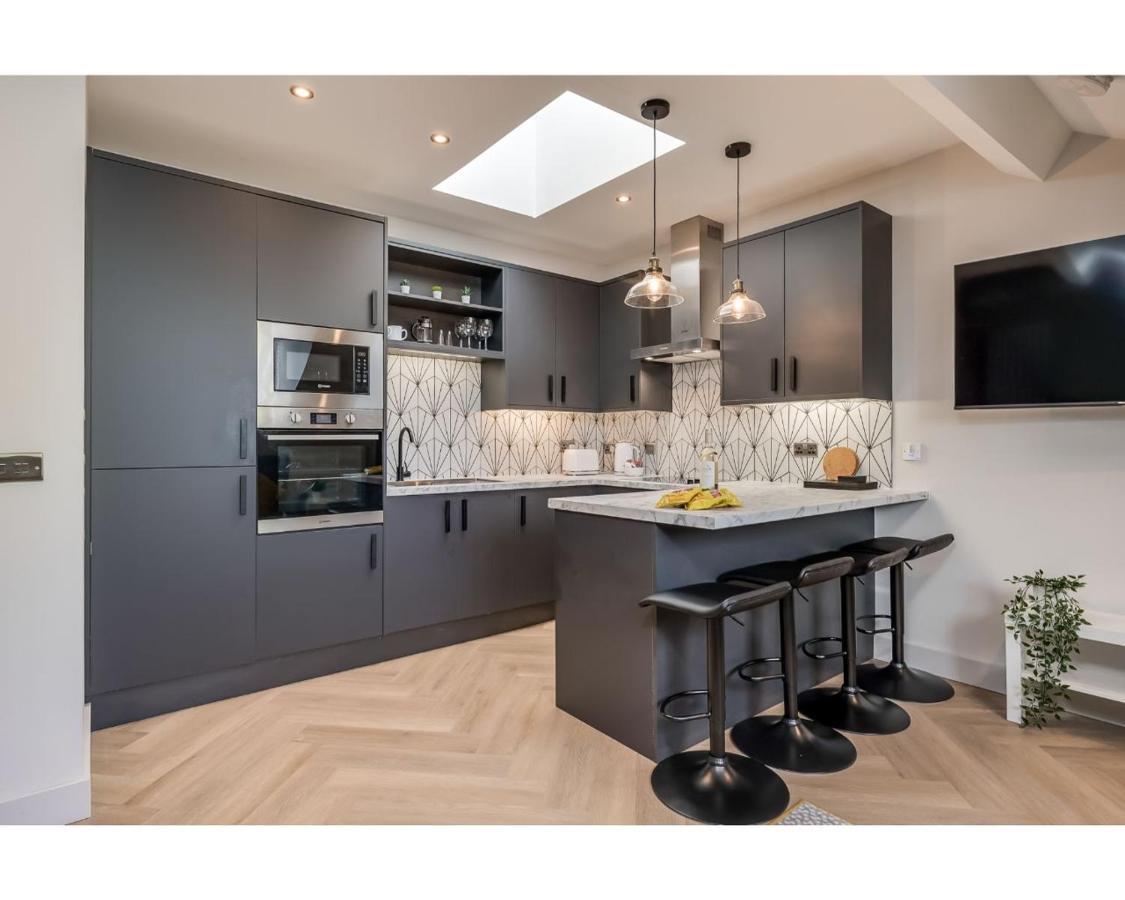 Central Belfast Apartments: University Street 外观 照片