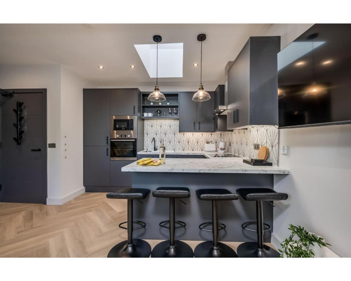 Central Belfast Apartments: University Street 外观 照片